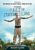 Cartaz oficial do filme O rei de Staten Island