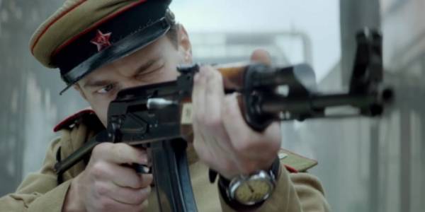 Imagem do filme AK-47: A Arma que Mudou o Mundo