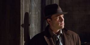 Crítica do filme A Lei da Noite | Nuances de um criminoso romântico