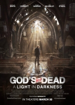 Cartaz oficial do filme Deus Não Está Morto: Uma Luz na Escuridão