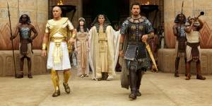 Saiu o primeiro trailer de &quot;Exodus&quot; com Moisés agitando o Egito #vaitermilagres