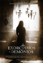 Cartaz oficial do filme Exorcismos e Demônios