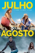 Cartaz oficial do filme Julho-Agosto