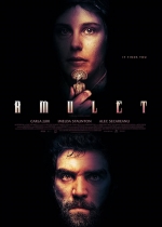 Cartaz oficial do filme Amuleto (2020)