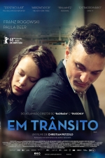 Cartaz oficial do filme Em Trânsito