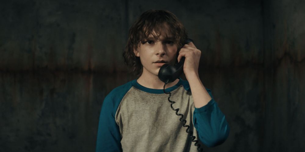 Crítica O Telefone Preto | Não diga &quot;Alô&quot;! Diga &quot;Socorro! Como vou sair daqui?&quot;