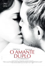 Cartaz oficial do filme O Amante Duplo